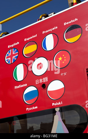 Le lingue utilizzate nella città tourbus. Foto Stock