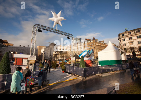 Regno Unito, Inghilterra, Manchester Piccadilly, giardini di neve, evento di Natale Foto Stock