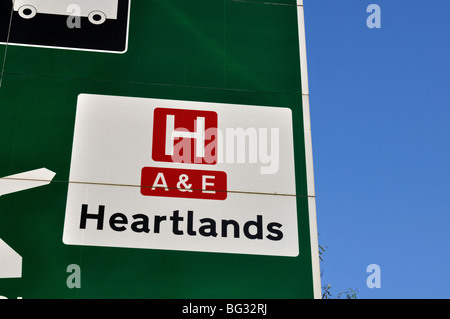 Heartlands Hospital sul cartello stradale, Birmingham, Regno Unito Foto Stock