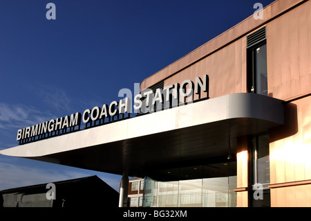 Il nuovo Birmingham la stazione dei pullman, Digbeth, Birmingham, Inghilterra, Regno Unito Foto Stock