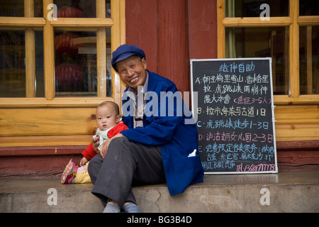 La Città Vecchia di Lijiang, nella provincia dello Yunnan in Cina e Asia Foto Stock