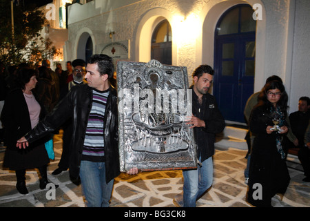 Grecia CICLADI sikinos la processione del venerdì santo Foto Stock