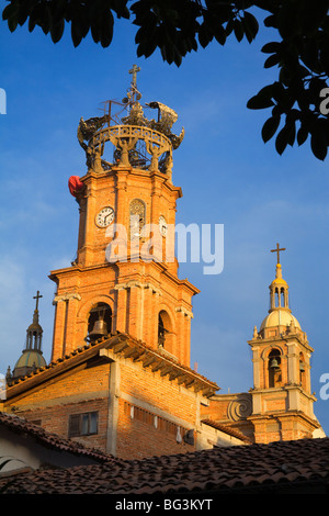 Campanile, Cattedrale di Nostra Signora di Guadalupe, Puerto Vallarta, Stato di Jalisco, Messico, America del Nord Foto Stock