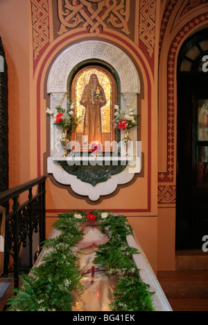 Israele, Gerusalemme, la chiesa russa ortodossa di Maria Maddalena sul Monte degli Ulivi, tomba di Granduchessa Elizabeth Fyodorovna Foto Stock