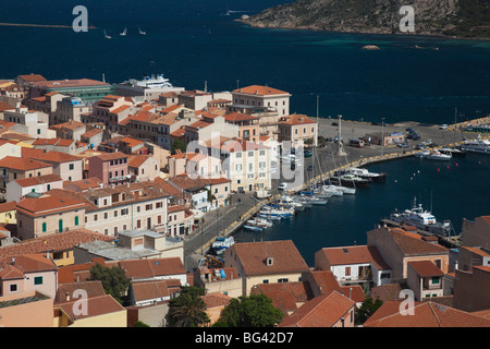 Italia Sardegna Nord Sardegna, isola Maddalena, La Maddalena, vista aerea Foto Stock