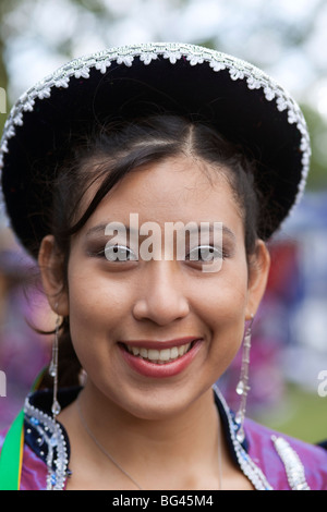 Inghilterra, Londra, Southwark, partecipante al Carnevale del Pueblo Festival (più grande Deuropa Latin Street Festival) Foto Stock