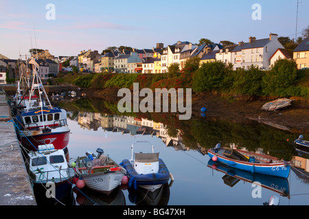 Roundstone Harbour, Connemara, Co. Galway, Irlanda Foto Stock
