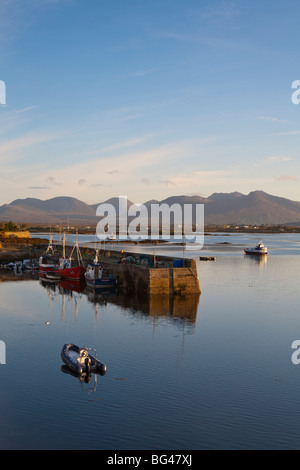 Roundstone Harbour, Connemara, Co. Galway, Irlanda Foto Stock