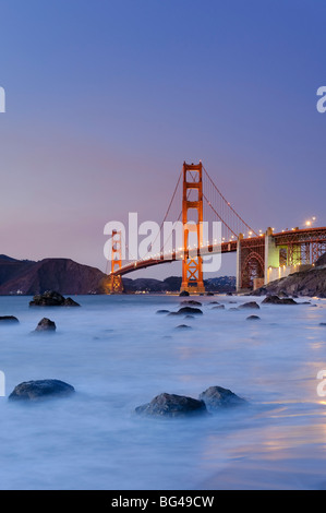 Stati Uniti, California, San Francisco, Baker's Beach e il Golden Gate Bridge Foto Stock