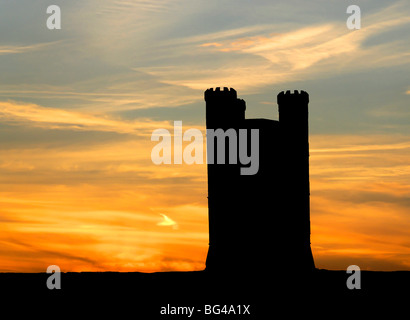 Torre di Broadway, Evesham, silhouette Foto Stock