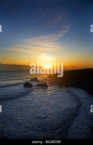 Dungarvan Bay da sopra Ballydowane Cove, il rame Costa, nella contea di Waterford, Irlanda Foto Stock