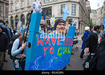 I dimostranti sul Cambiamento Climatico marzo a Londra 2009. Foto Stock