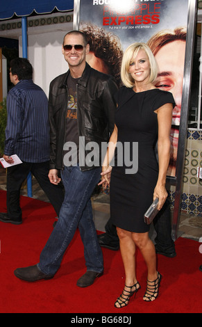 JIM CARREY JENNY MCCARTHY PINEAPPLE EXPRESS PREMIERE WESTWOOD LOS ANGELES STATI UNITI D'AMERICA 31 Luglio 2008 Foto Stock