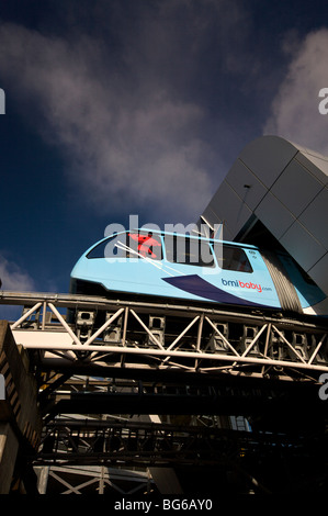 Aria collegamento ferroviario tra il Birmingham International Station e dall'Aeroporto Internazionale di Birmingham Birmingham West Midlands England Regno Unito Foto Stock