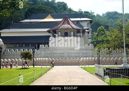 Il tempio del Dente, Kandy, Sri Lanka. (Sri Dalada Maligawa). Foto Stock