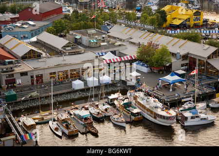 Vista di Granville Island dal di sopra, Vancouver, BC, Canada Foto Stock