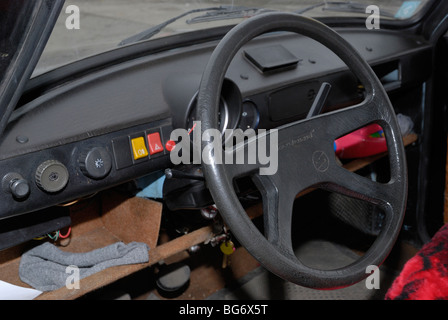 L'interno di un comunista era Trabant 601S'autovettura. Foto Stock