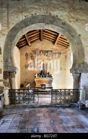 Pre romana chiesa Saint Martin des Puits, Aude, Francia. Foto Stock