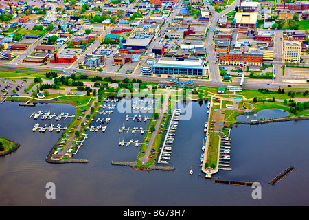 Marina e il lungomare della città di Thunder Bay, Ontario, Canada. Foto Stock