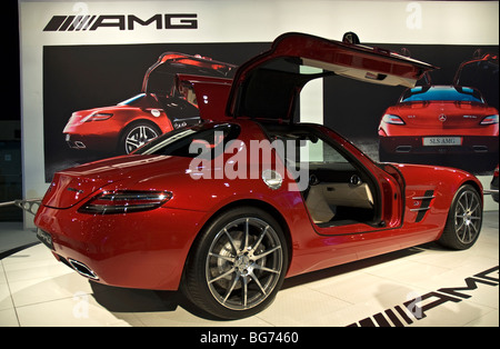 Un 2010 Mercedes-Benz SLS AMG al 2009 Auto Show di Los Angeles in Los Angeles Convention Center di Los Angeles, California. Foto Stock