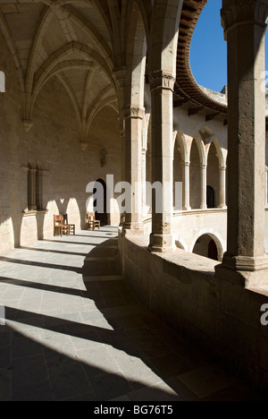 Castell Bellver balcone superiore, Palma, Maiorca, Baleari, Spagna Foto Stock