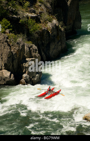 Idaho, Payette River Sud forcella, uomo in cataraft Foto Stock