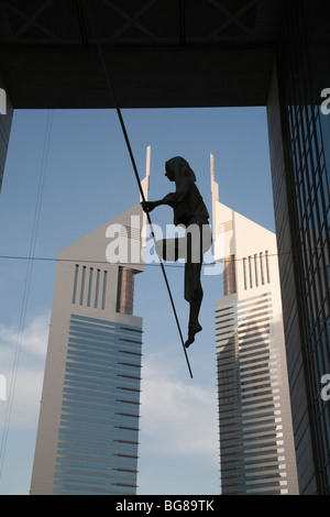 Dubai Jumeirah Emirates Towers Centro Finanziario Internazionale DIFC Omar Bin Sulaiman Foto Stock