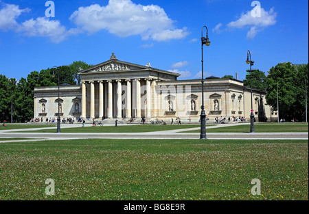 La Glyptothek da Leo von Klenze (1830), Monaco di Baviera, Germania Foto Stock