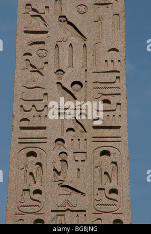 Obelisco Egiziano di Ramesse II di Heliopolis. Piazza del Popolo. Roma. L'Italia. Foto Stock