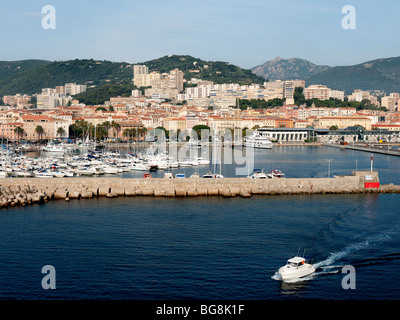 Vista del porto di Ajaccio Corsica dalla nave da crociera MSC Melody Foto Stock