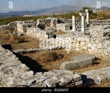 Inizio arte cristiana. Resti della Basilica. IV-V secolo d.c. Byllis rovine. Repubblica di Albania. Foto Stock