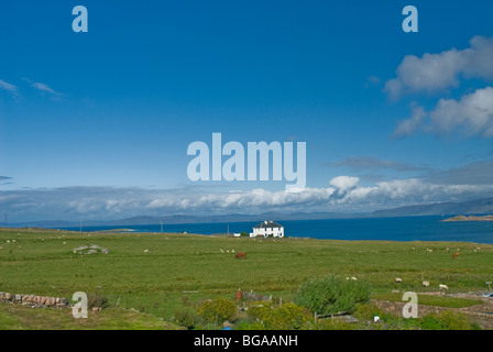 Vista su Iona e suono di Iona a Isle of Mull di Iona Abbey Scozia Scotland Foto Stock