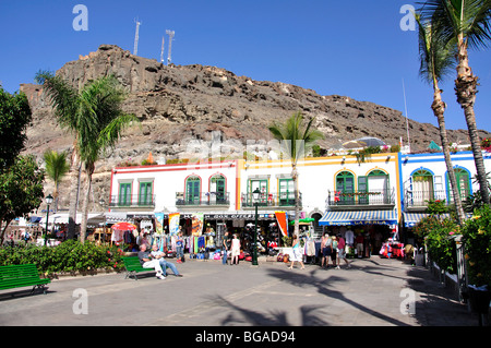 Harbourside promenade, Puerto de Mogan, Mogan comune, Gran Canaria Isole Canarie Spagna Foto Stock