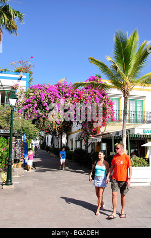 Harbourside promenade, Puerto de Mogan, Mogan comune, Gran Canaria Isole Canarie Spagna Foto Stock