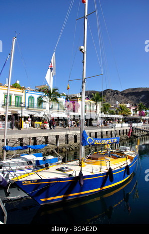 Harbourside promenade, Puerto de Mogan, Mogan comune, Gran Canaria Isole Canarie Spagna Foto Stock