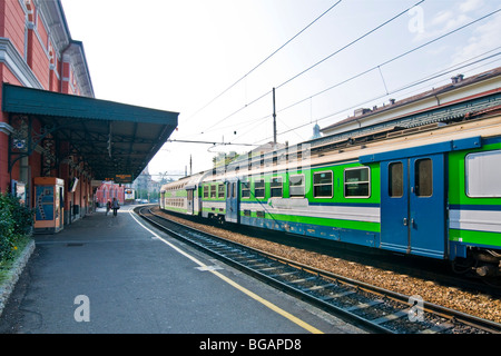 Stazione ferroviaria nord, Ferrovie Nord, Como, Italia Foto Stock