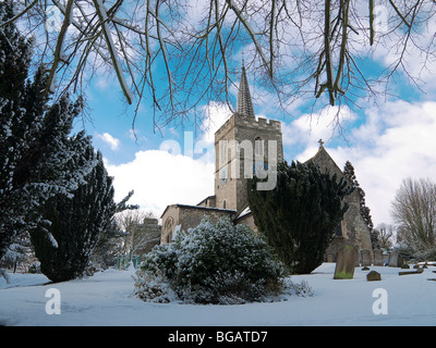 San. La Chiesa di Paolo e di Clock Tower, Chesham, Bucks, Regno Unito Foto Stock