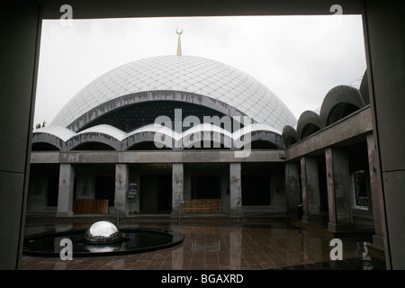 La Moschea Sakirin in Uskudar, Istanbul. Costruito di recente nel maggio 2009, l'architetto Husrev Tayla, interior designer Zeynep Fadilioglu Foto Stock