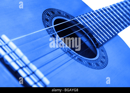 Sei acustico-string chitarra. Coperti da una vernice di color marrone Foto Stock