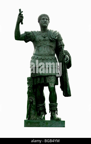 Statua di bronzo di imperatore Adriano nei Giardini di Castel Sant'Angelo, Roma, Italia Foto Stock