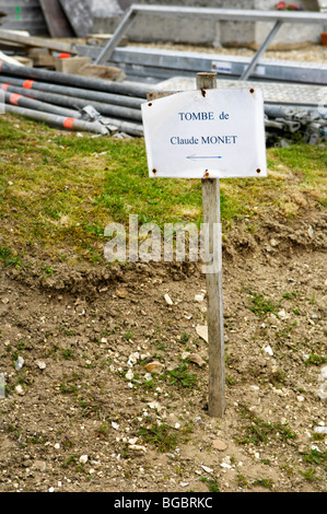 Un accesso temporaneo con le direzioni di Claude Monet la sua tomba. Foto Stock