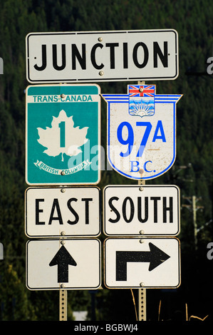 Cartello stradale, Trans Canada Highway, British Columbia, Canada Foto Stock