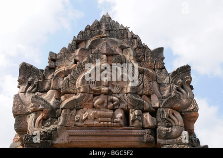 Thailandia; Isaan; Buriram provincia; sollievo Carving a Prasat Hin Khao Phnom Rung tempio Foto Stock