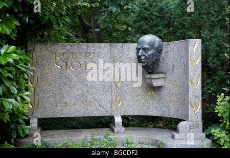 Robert Stolz Memorial nella città Viennese park Foto Stock