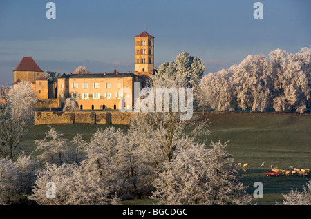 Villaggio di Anzy le Duc. Chiesa romane. Sito Clunisien. Brionnais région. Saône et Loire. Burdundy. Francia Foto Stock