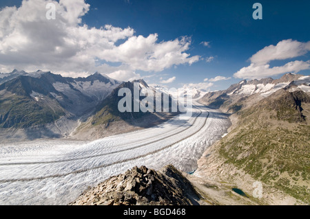 Ghiacciaio di Aletsch di fronte Aletschhorn, Jungfrau, Moench, Eiger e Gross Wannenhorn montagne, Alpi Bernesi, Vallese, Switzerl Foto Stock