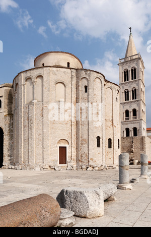 Foro Romano, la chiesa di San Donato, Sveti Donat, campanile della cattedrale di Santa Anastasia, Sveti Stooeija, Zara, Dalmazia, CRO Foto Stock