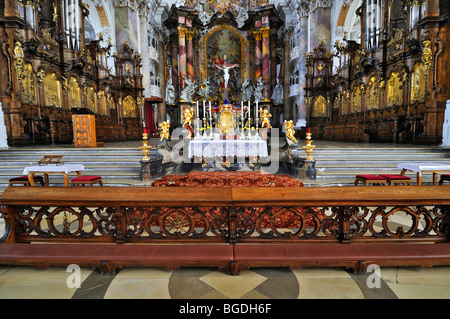 Altare Maggiore, Basilica dell'abbazia benedettina di Ottobeuren, Baviera, Germania, Europa Foto Stock