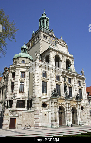 La parte esterna del Bayerisches Nationalmuseum di Monaco di Baviera, Germania. Foto Stock