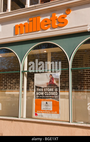 Il Millets shop store è ora chiusa in legno Hill nel centro città di Norwich, Norfolk, Regno Unito Foto Stock